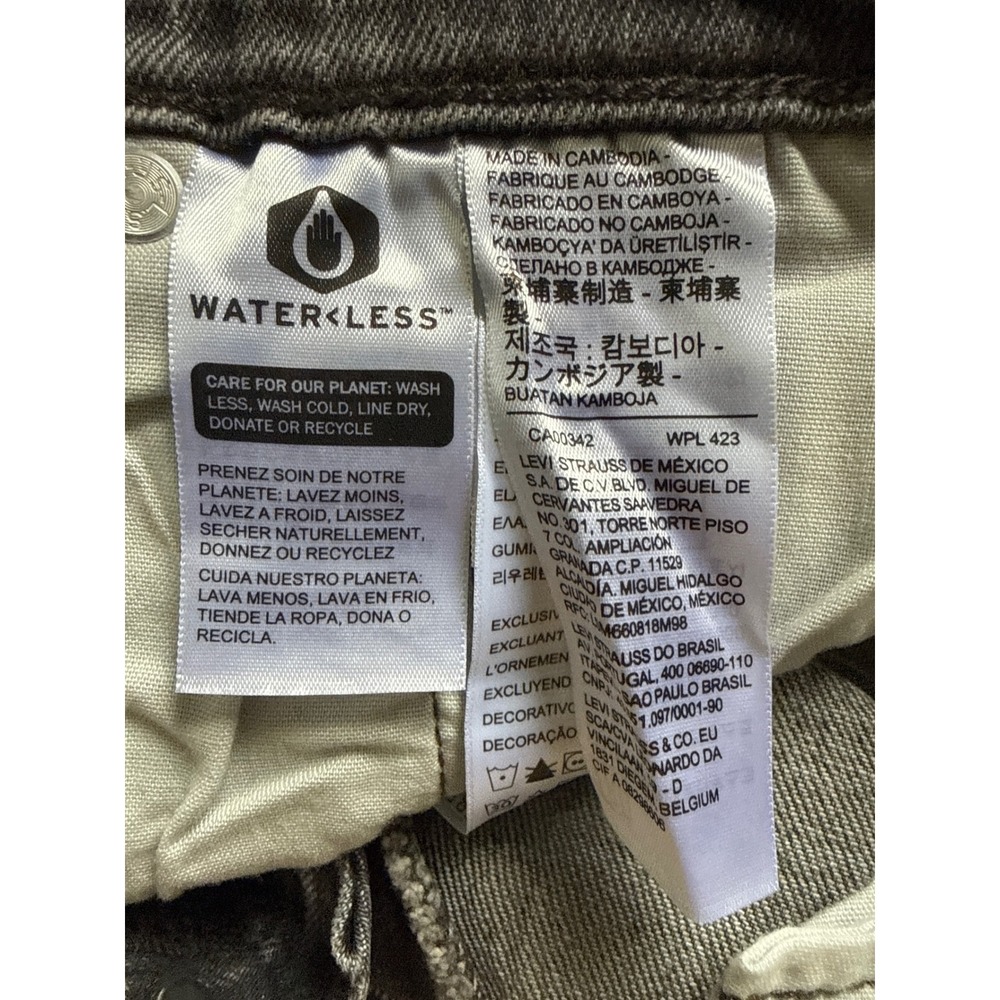 Levis 501 Original High Rise Denim Shorts Charcoal Grey Raw Hem 28 NEW - Picture 8 of 9